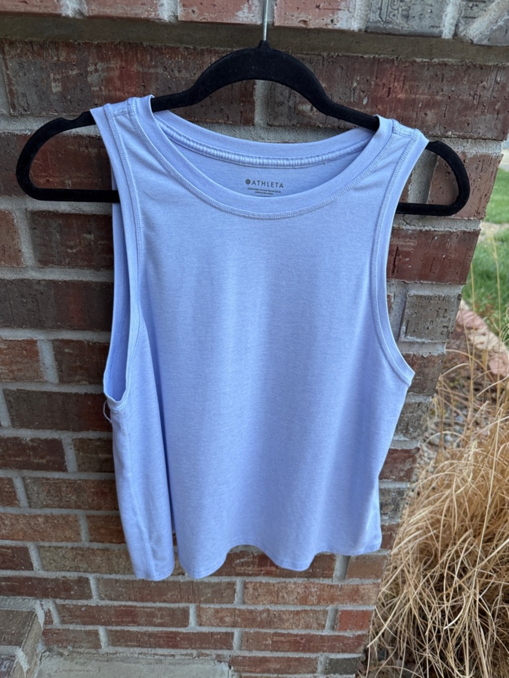 Athleta Ladies M Light Blue Sleeveless Soft Workout or Everyday Tank